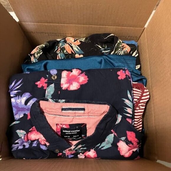 5 lb Reseller Men's Lot Short Sleeve Shirts And Shorts Assorted Sizes And Brands - Picture 3 of 4